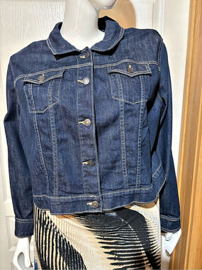 Old Navy Women's Denim Jacket Size XXL Like New